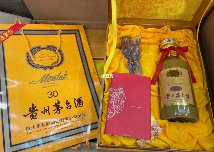 武汉茅台30年与存放三十年老茅台酒质有什么区别？哪个回收价格更高？